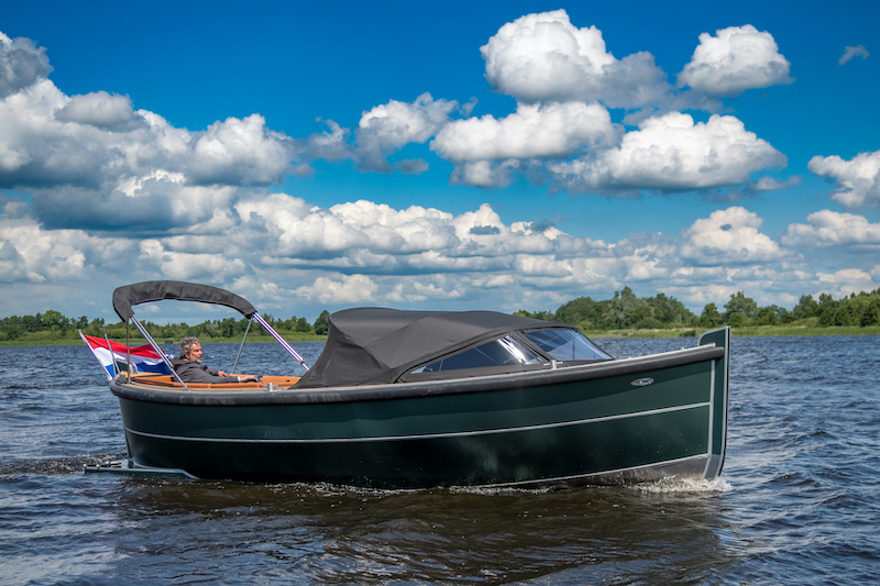 AluShip 700 E-sloep: Eigenzinnig elektrisch