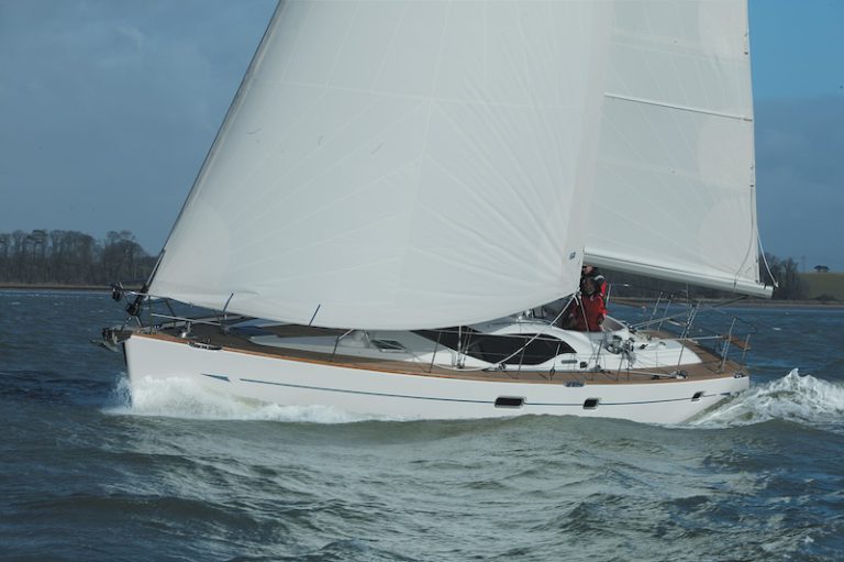 Oyster 46: Compacte Complete Cruiser