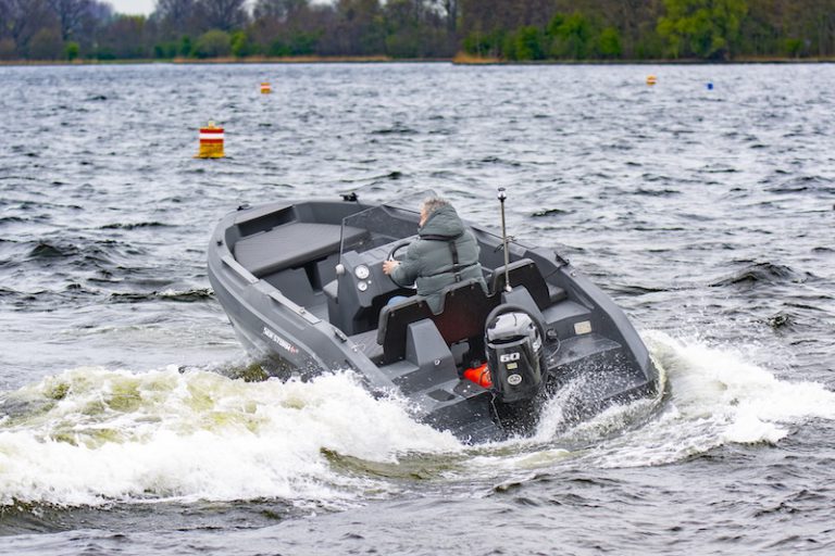 Seastorm 17 met Suzuki DF60 ATL: Onverwoestbare speelboot