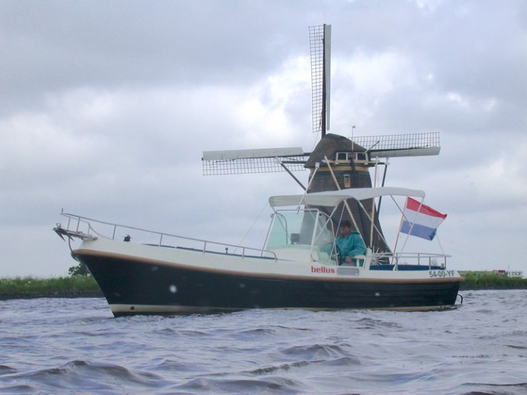 Bellus 750: Tijdloze crossover
