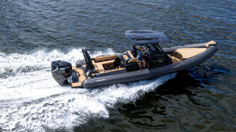 Modern en budgetvriendelijk: Navisoul 850 Pro Cabin + Honda BF300: